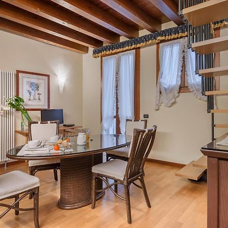 Palazzo Brando - Living Apartments تريفيزو المظهر الخارجي الصورة