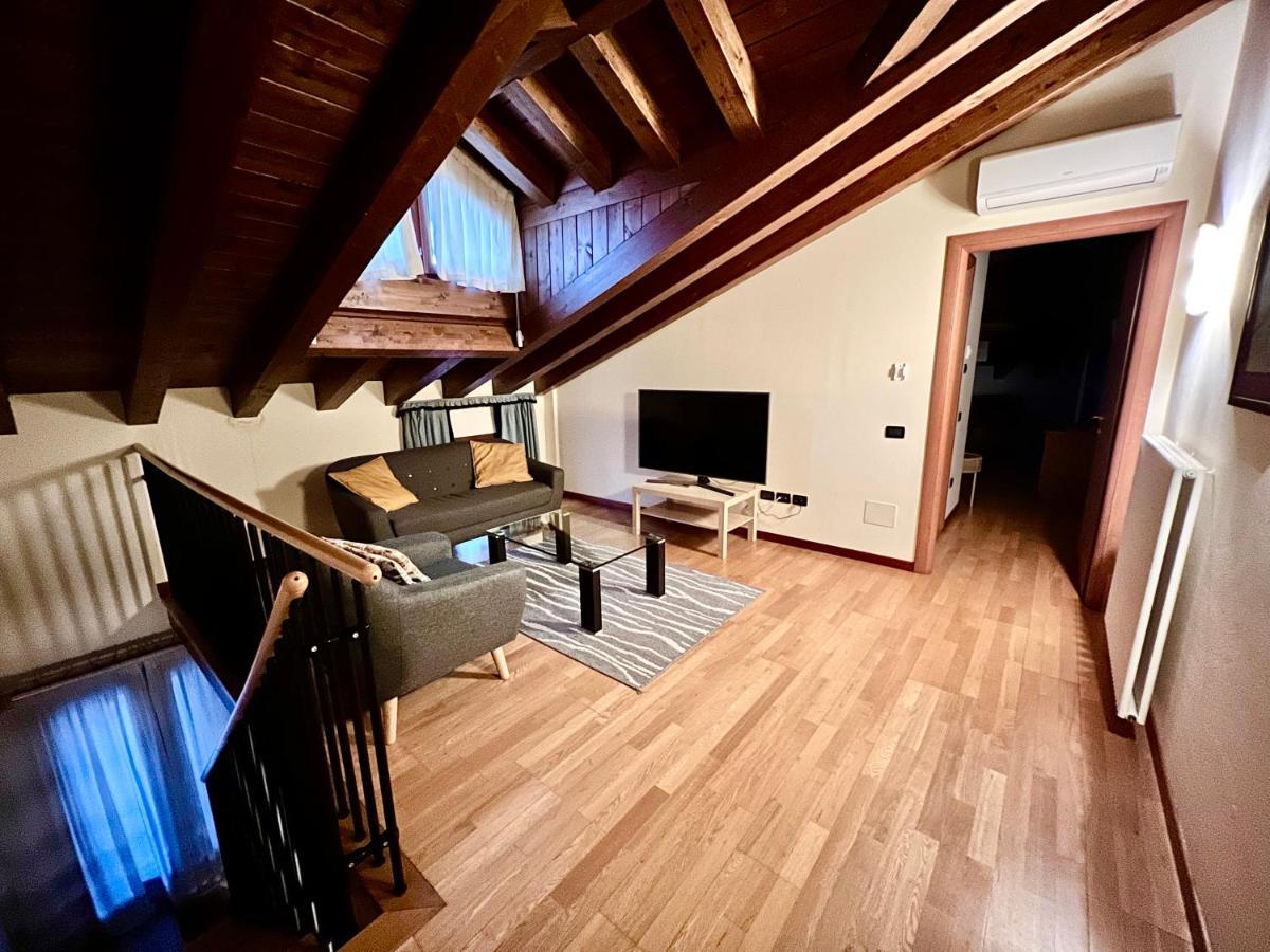 Palazzo Brando - Living Apartments تريفيزو المظهر الخارجي الصورة