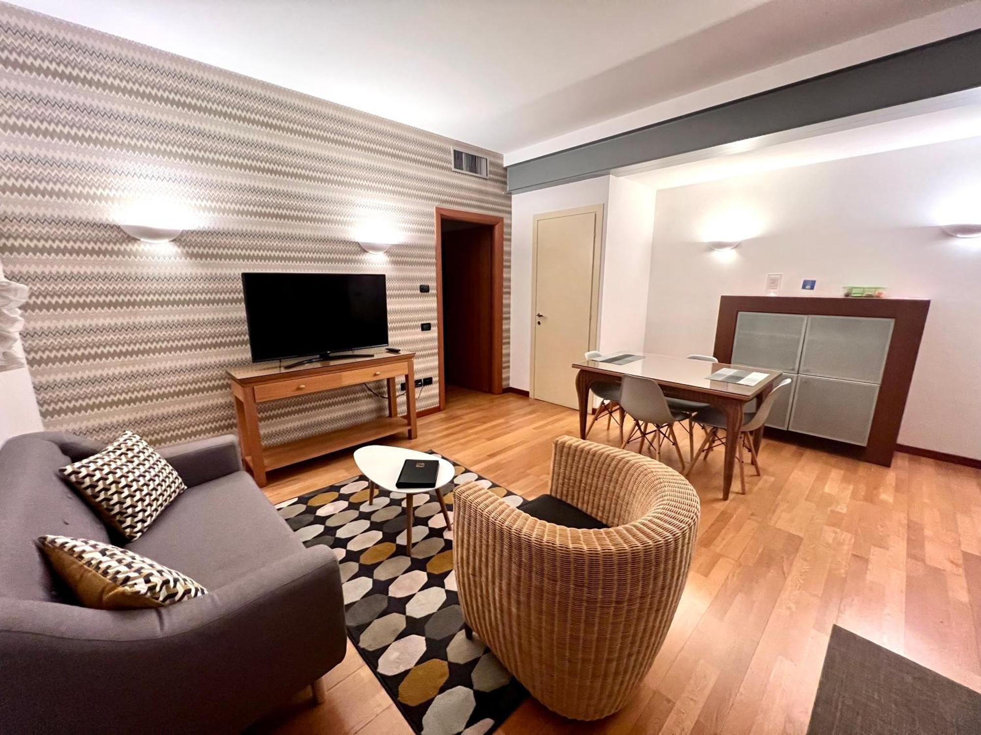 Palazzo Brando - Living Apartments تريفيزو المظهر الخارجي الصورة